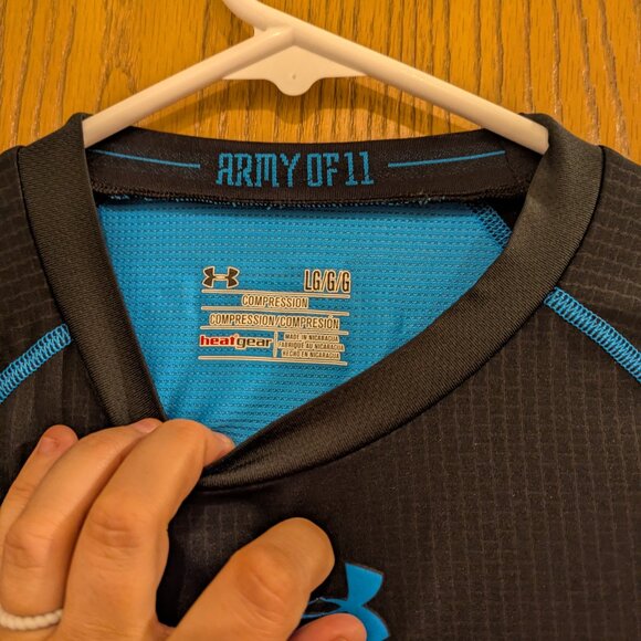 Under Armour Black and Turquoise "Army of 11" Compression Heat Gear Shirt- Large - Picture 3 of 4
